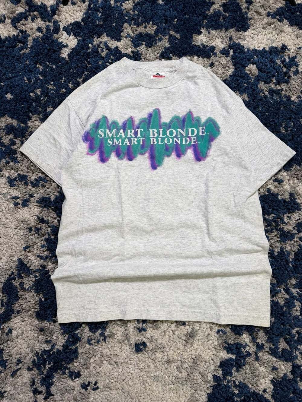 Smart Blonde Gray Short Sleeve Tee Shirt, Size Medium